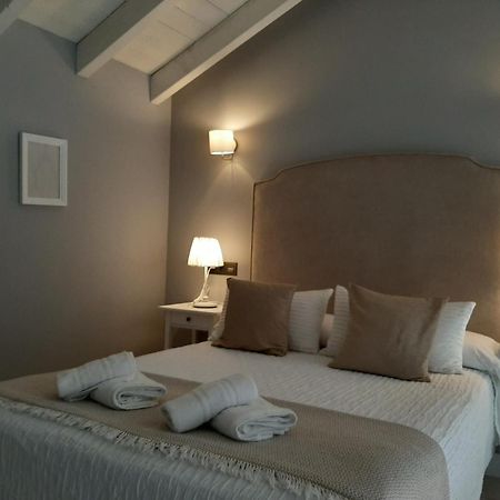 Apartamentos El Llanin Onís Szoba fotó