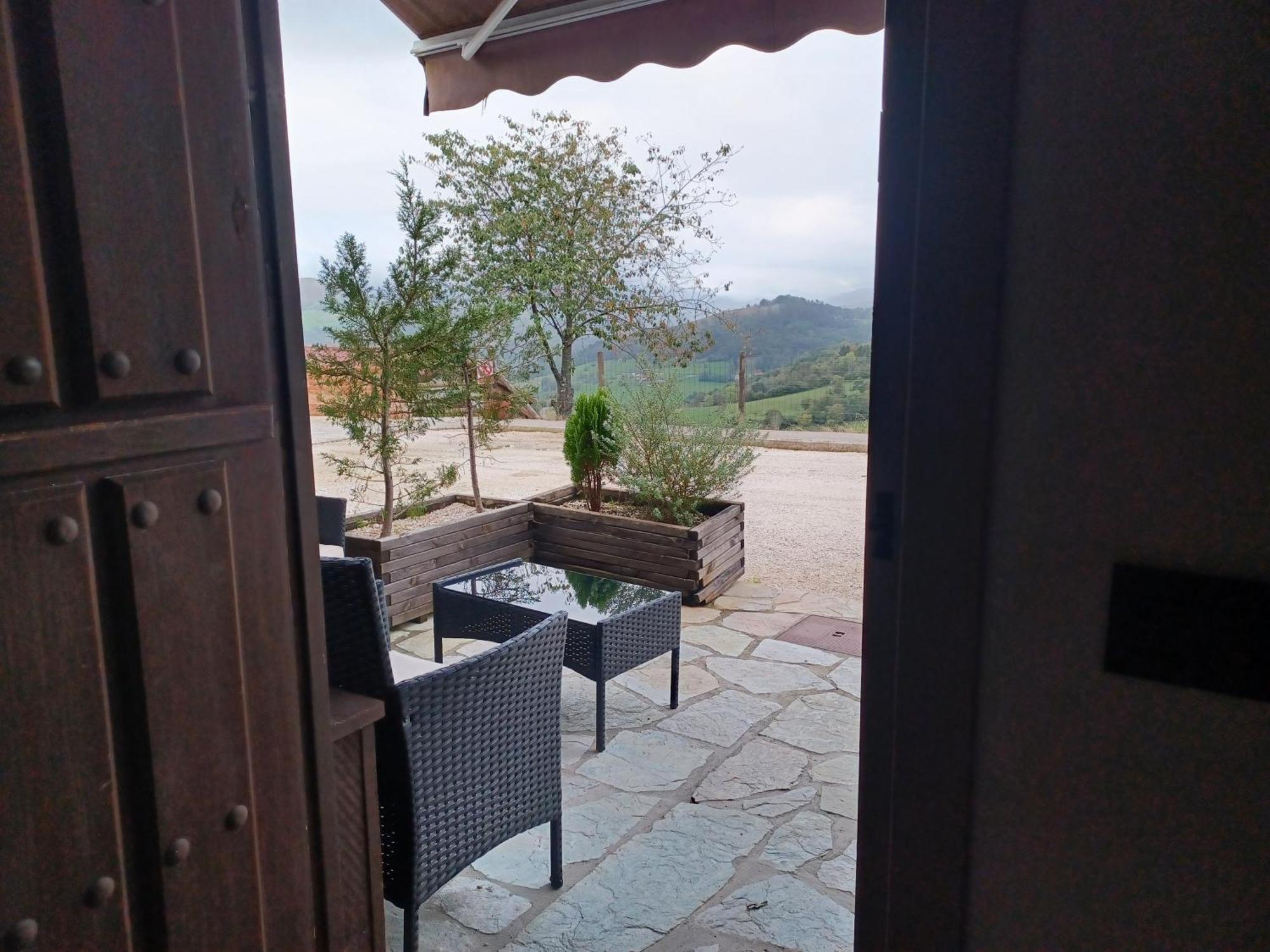 Apartamentos El Llanin Onís Szoba fotó