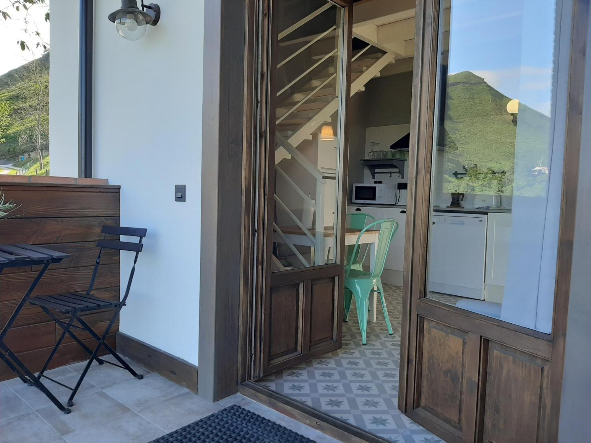 Apartamentos El Llanin Onís Szoba fotó
