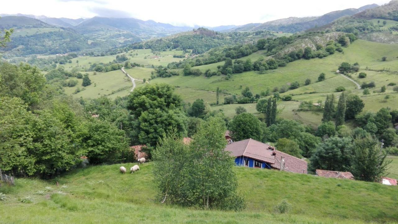 Apartamentos El Llanin Onís Kültér fotó