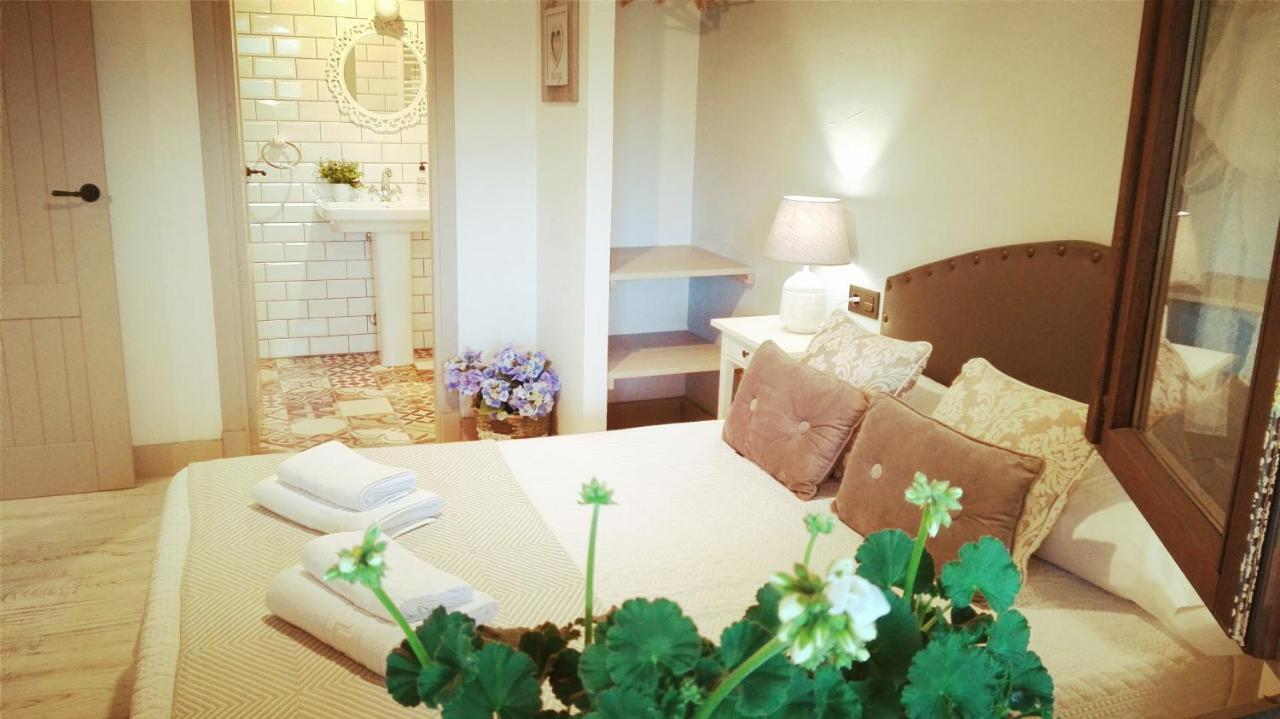 Apartamentos El Llanin Onís Kültér fotó